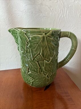 Bordallo Pinheiro Maple Leaf Pitcher 7 inch great condition